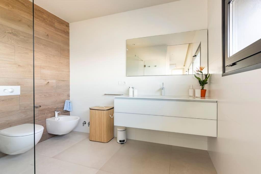 Suite En El Faro De Hondarribia, Con Vistas Luaran gambar